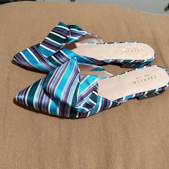 Cecelia New York Rooney Slides - Picture 6 of 8